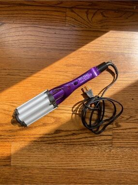 BedHead by TIGI Wave Artist Deep Waver Hair Iron